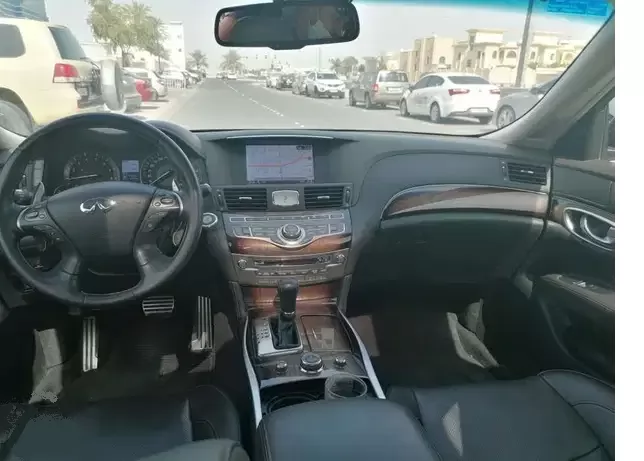 Gebraucht Infiniti Q70 Zu verkaufen in Al Sadd , Doha #7274 - 1  image 